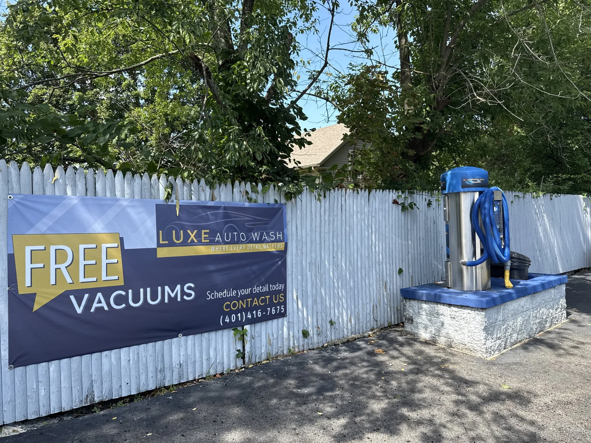 The free vacuum stations at Luxe Auto Wash